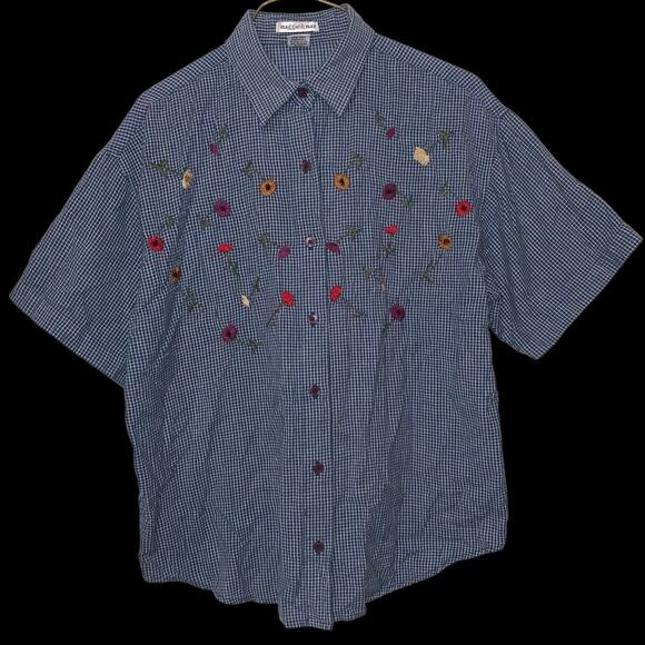 Maggie & Max Blue Gingham Embroidered Floral Button Down Shirt Women’s M - Picture 1 of 8